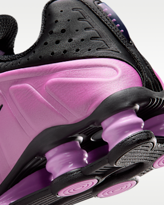 Nike Shox R4 Shoes. Nike.com